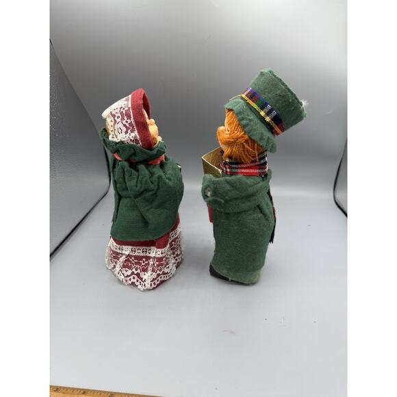 Vintage Christmas Caroler Figurines Man Woman Felt Choir Set of 2 Decor - Picture 2 of 7